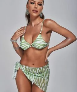 Tracking Arabela Printed Three Piece Set Bikini