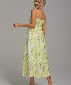 Tracking CLOTHING Ava Floral Printed Midi Dress