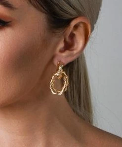 Bellabarnett CLOTHING Suggy Golden Earrings
